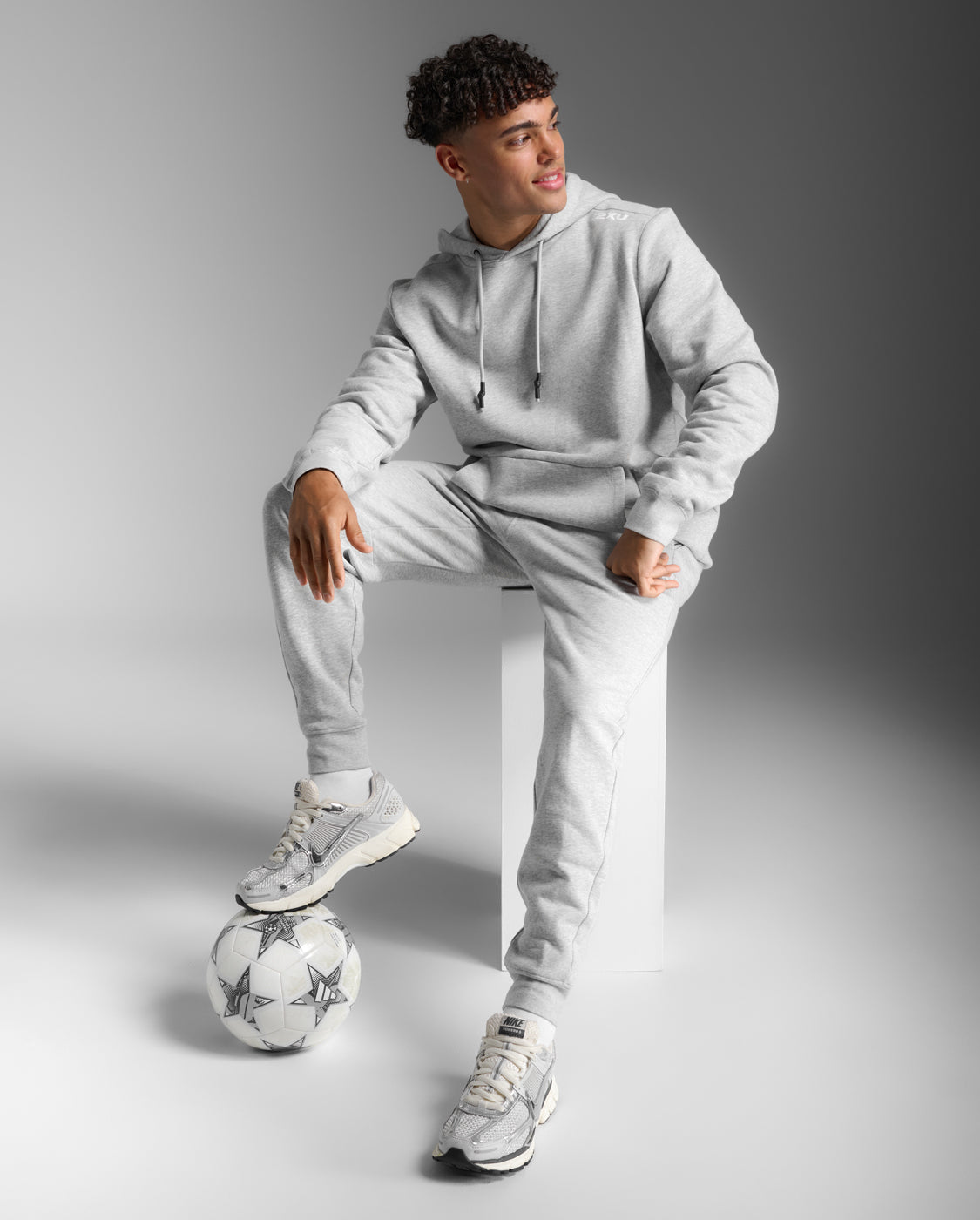 Aspire Pullover Hoodie – 2XU