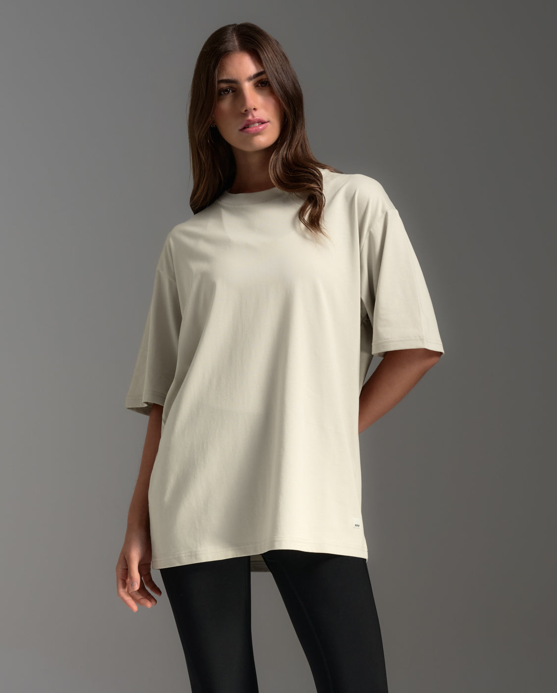 Unisex EZ Oversized Organic Cotton Tee – 2XU
