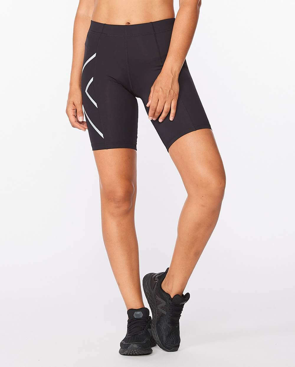 Female Black Regular Compression Shorts – O2Fit