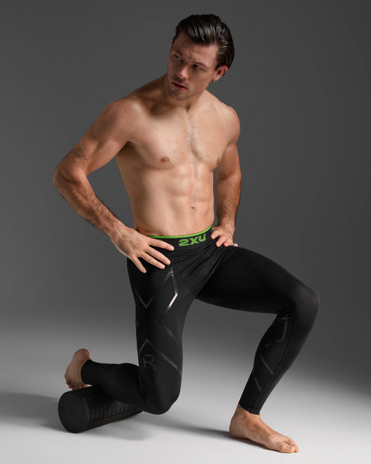 2XU Refresh Recovery Compression Tights in black