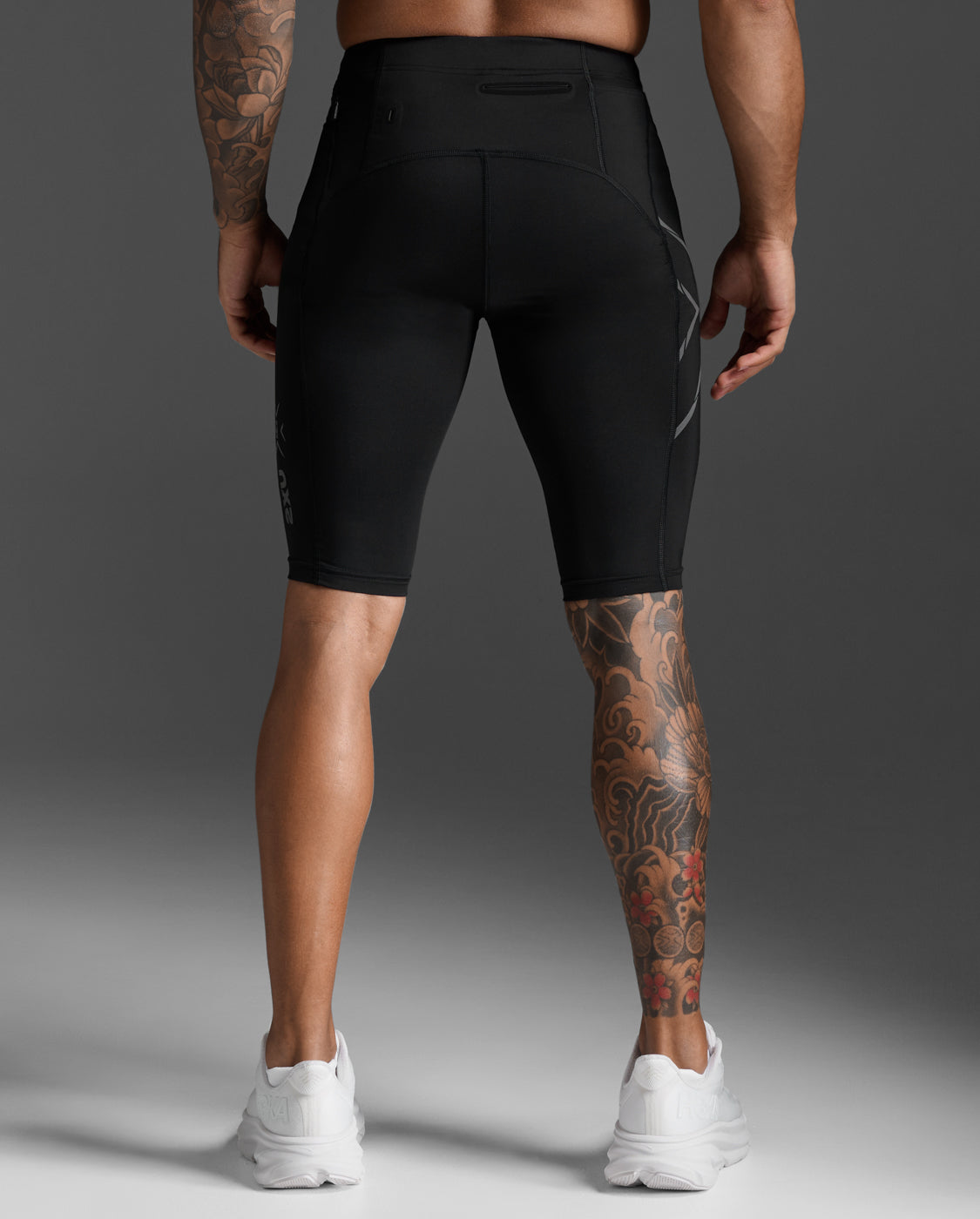 Black Light Speed Compression Shorts | Workout and Running | 2XU