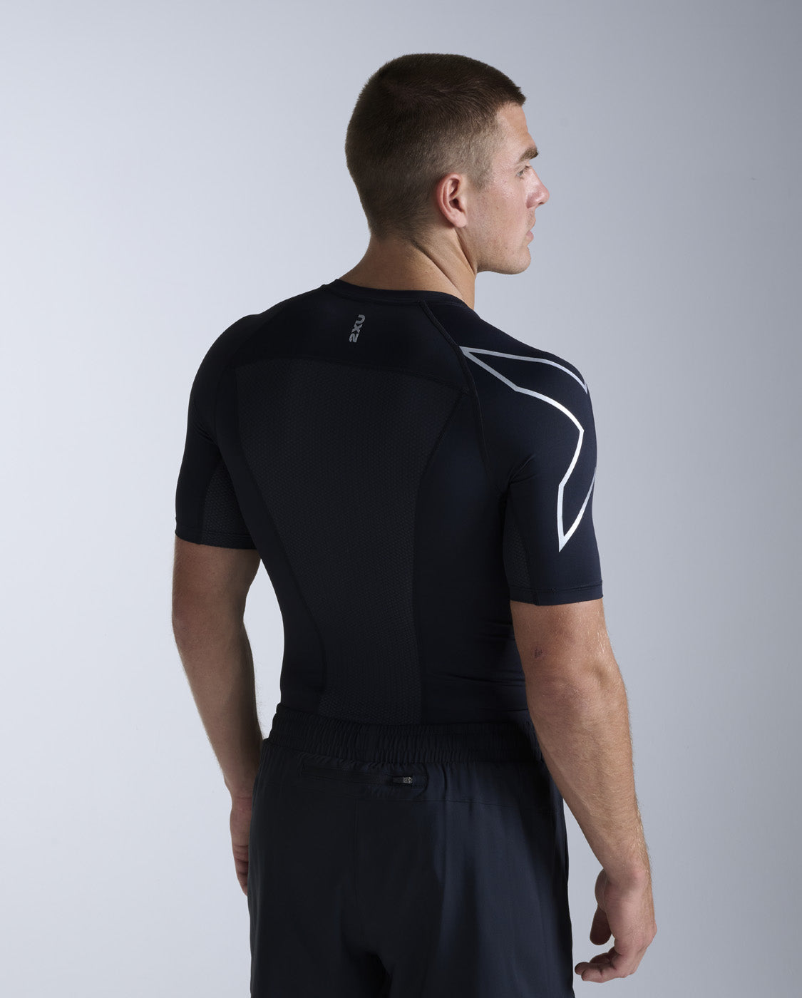 Compression Tops - Long & Short Sleeve – 2XU