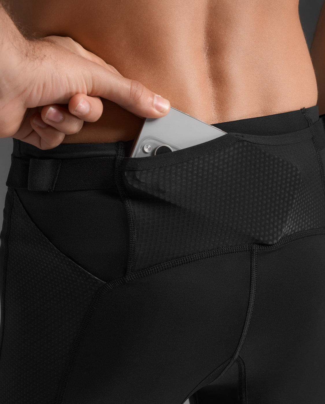 Aero Mesh Compression Tights – 2XU