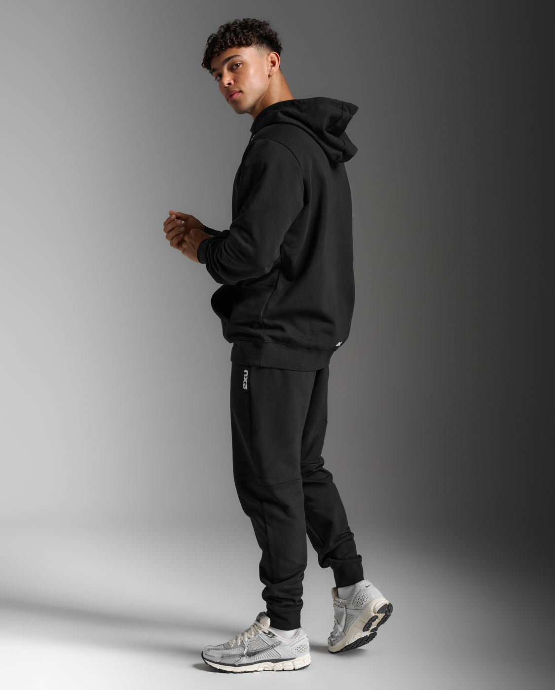 Aspire Pullover Hoodie – 2XU