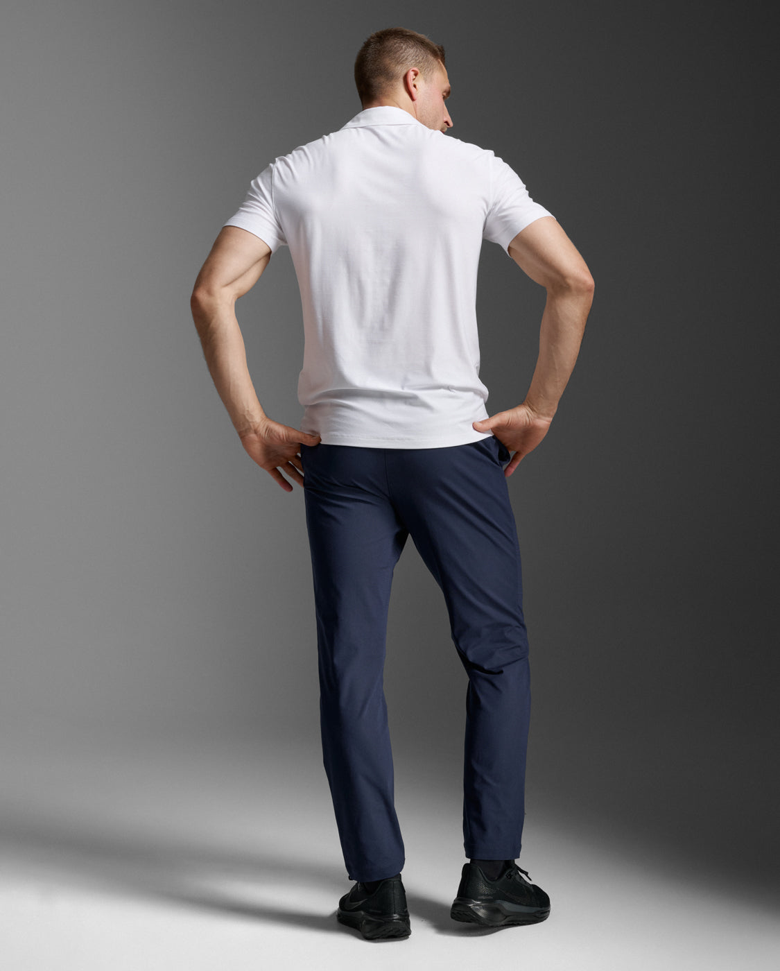 Navy Signature Hybrid Pants | Leggings & Tights | 2XU