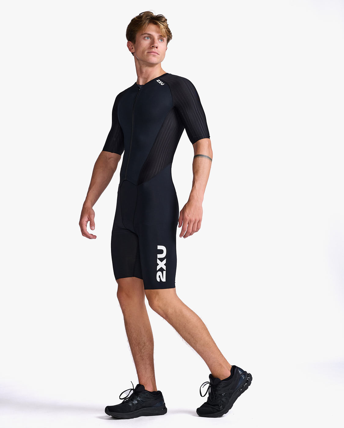2XU AERO SLEEVED TRISUIT ブラック/ホワイト M Aero Sleeved Trisuit – 2XU