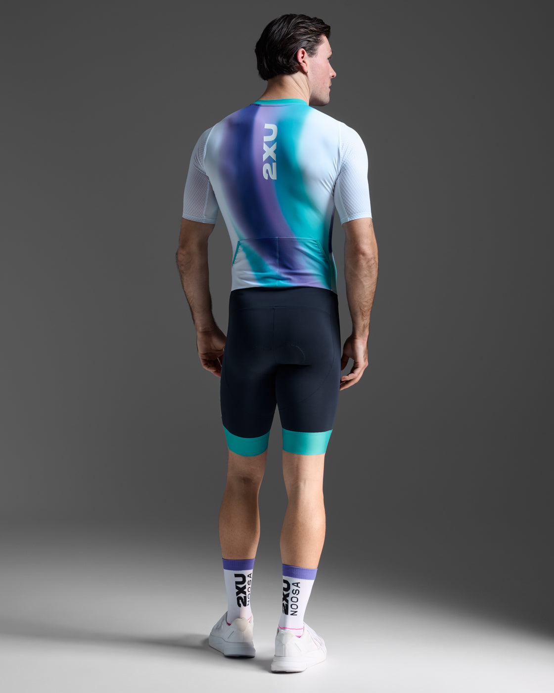 Aero Hex Sleeved Trisuit – 2XU