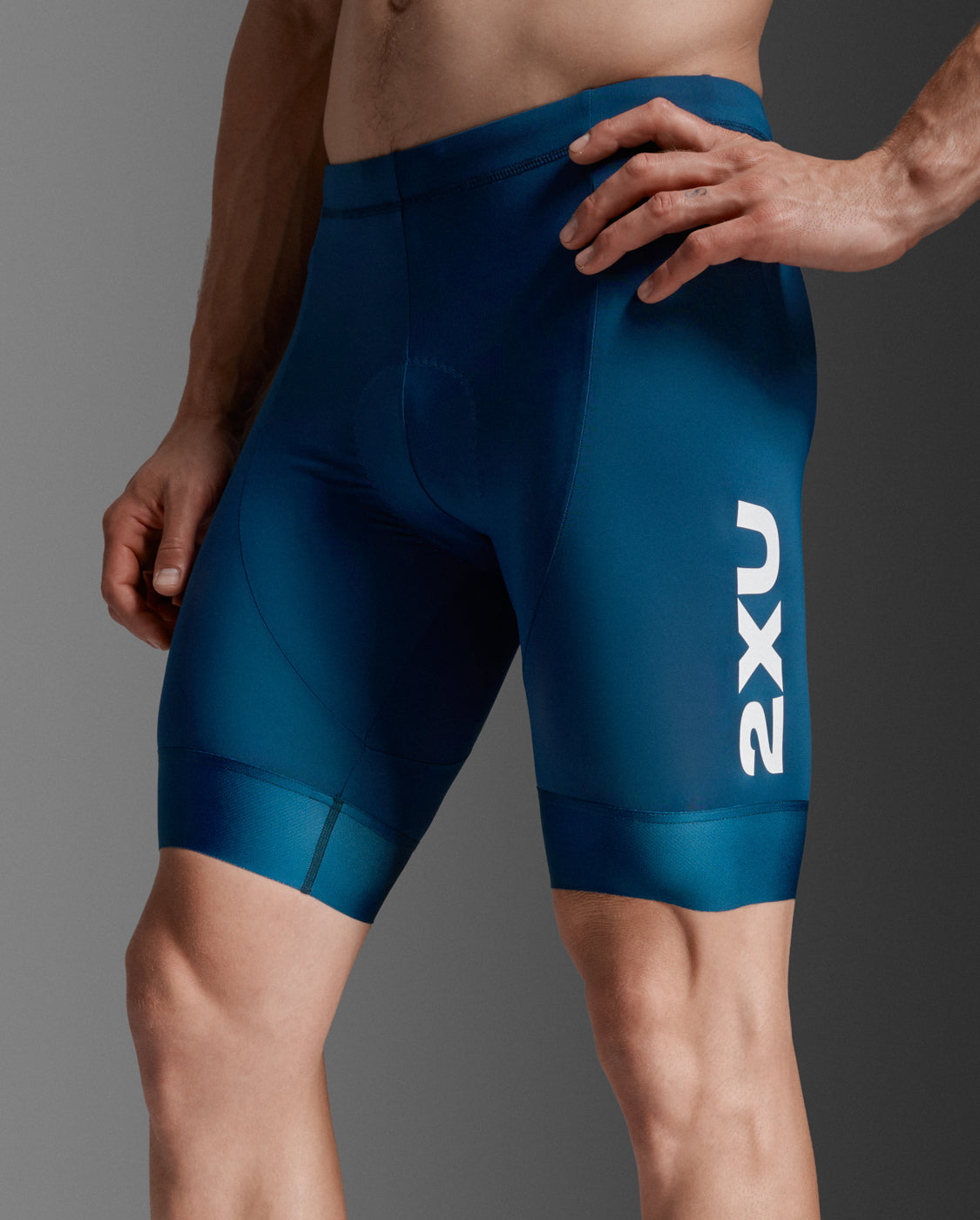 Aero Tri 9 Inch Shorts – 2XU