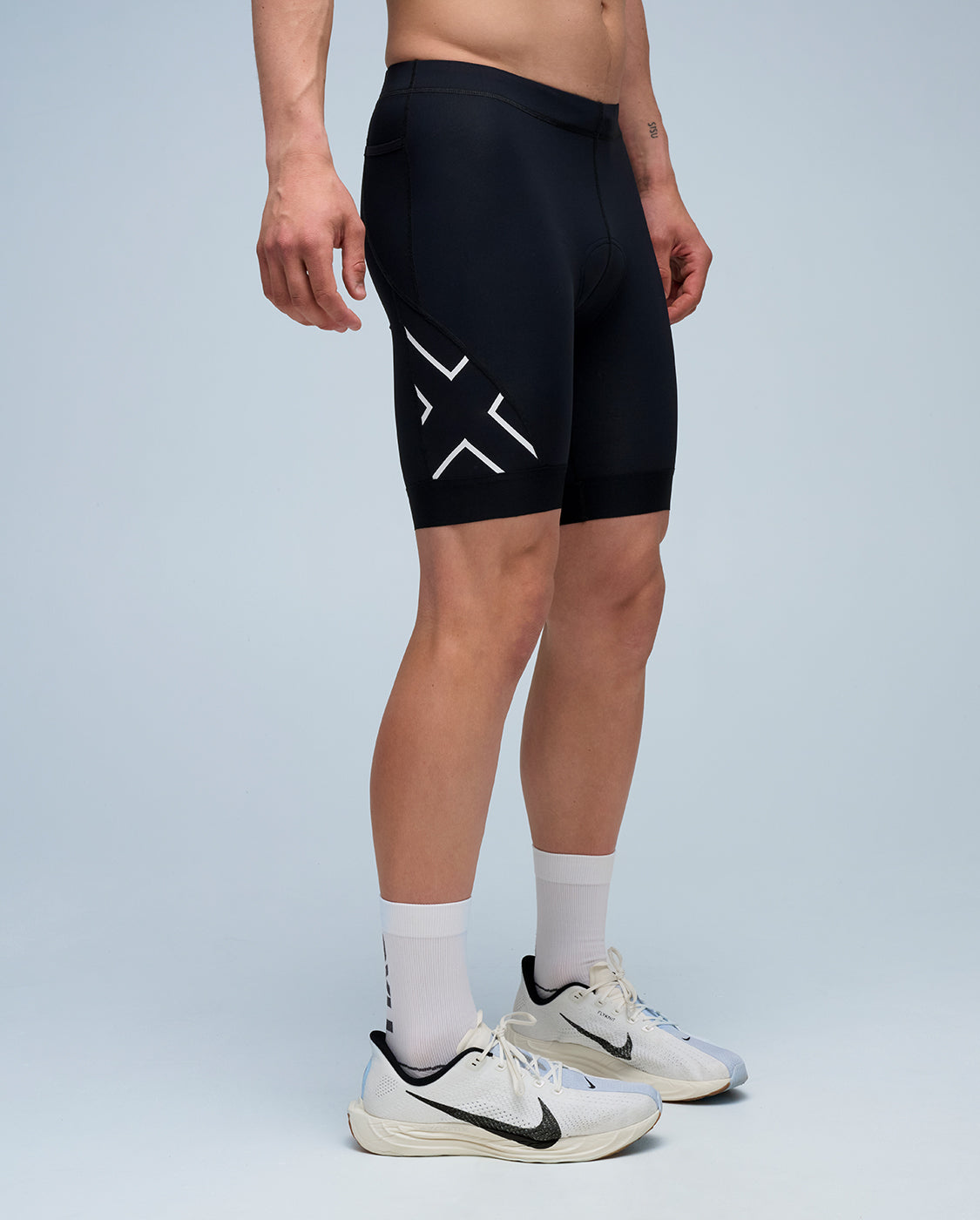 Black Core Tri 8 Inch Shorts | Workout and Running | 2XU