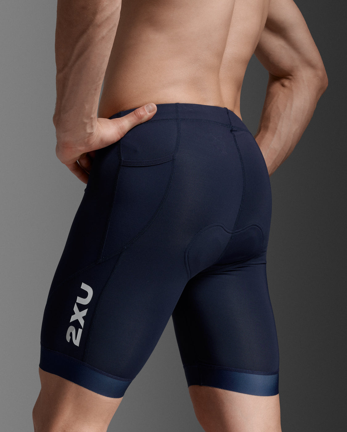 Short De Compression 2XU Core Tri 8 Pouces (20 Cm) Pour Homme - Tissu PWX Léger, Mousse De Selle 6 Mm - Pour Triathlon, Course, Entraînement
