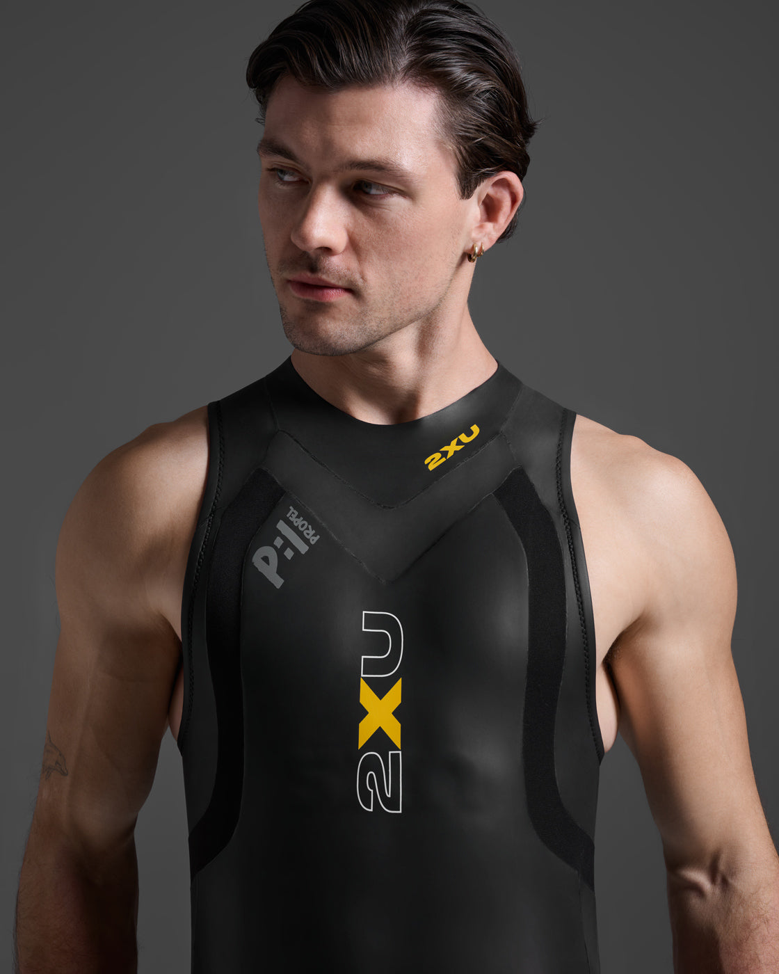 Black Propel:1 Sleeveless Wetsuit | Triathlon gear | 2XU