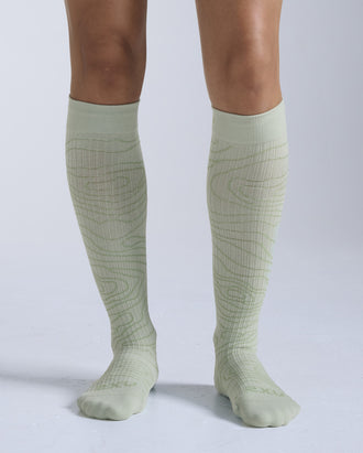 Flight Bamboo Charcoal Compression Socks