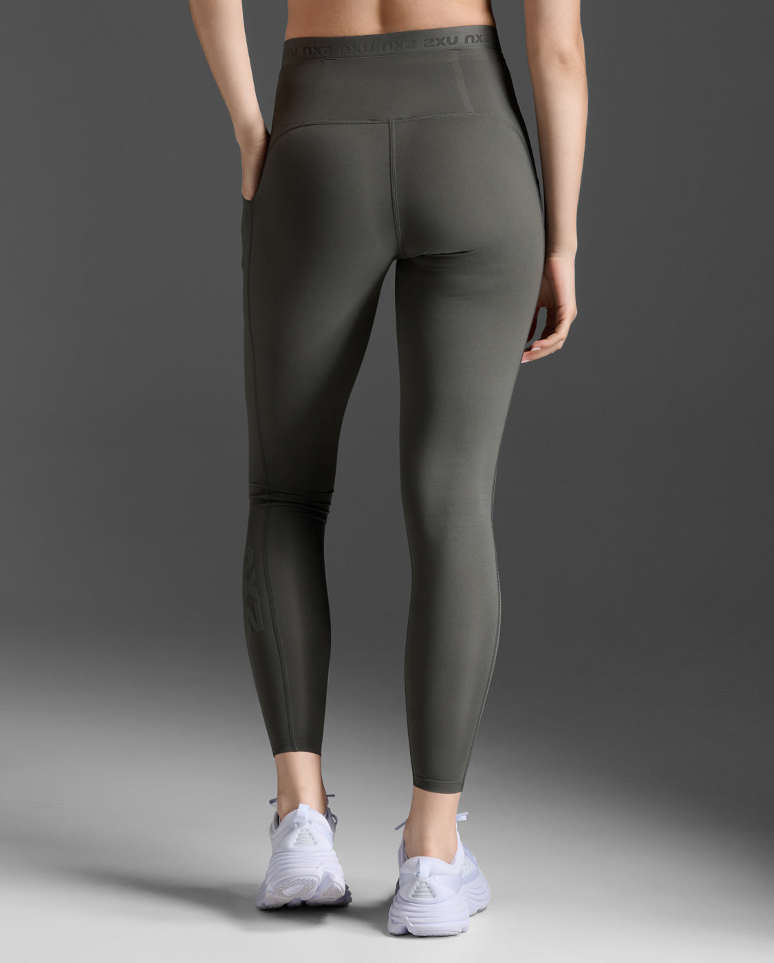Form Stash Hi-Rise Compression Tights with Pockets – 2XU