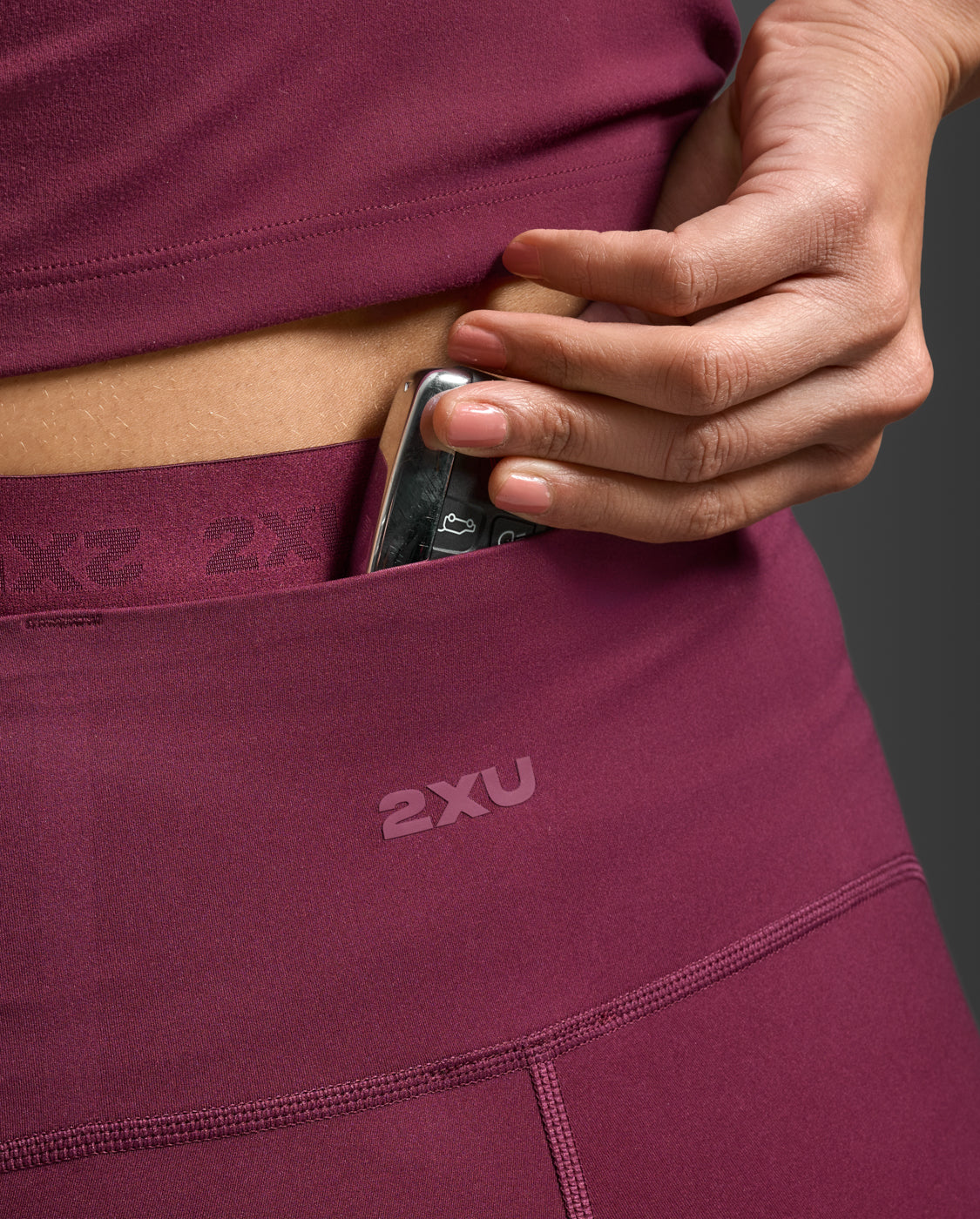 Shu Form Stash Hi-Rise Compression 7/8 Tights with Pockets – 2XU