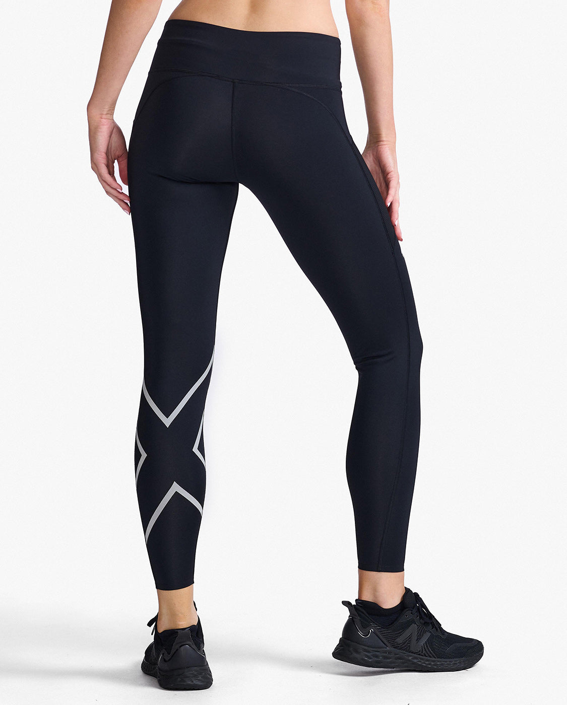 Aero Mid Rise Compression Tights 2XU