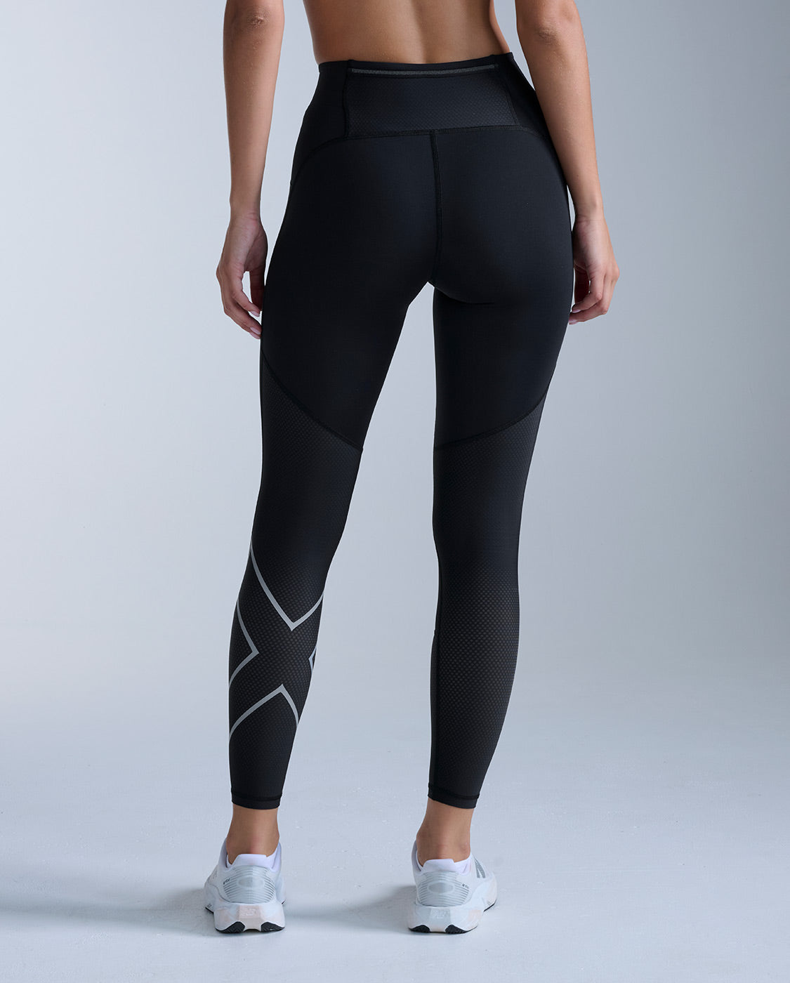 Aero Mesh Hi-Rise Compression Tights – 2XU