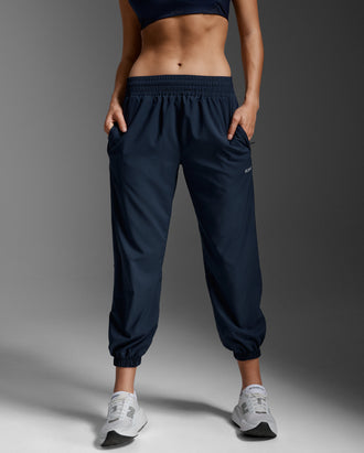 Aero Hi-Rise Woven Jogger