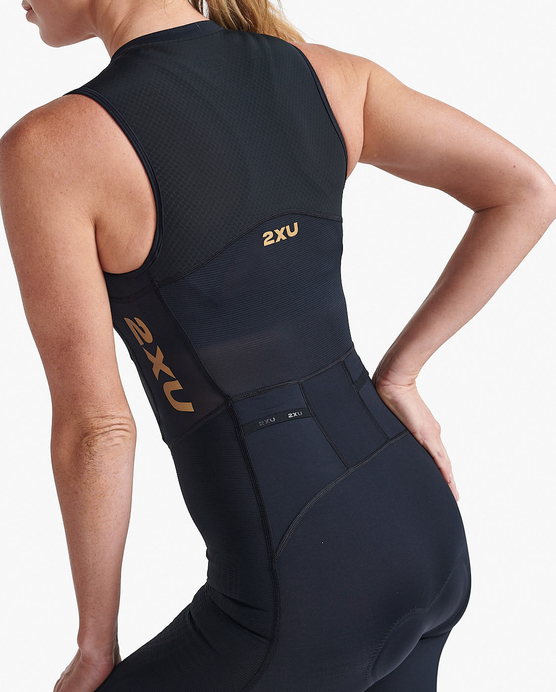 2XU Perform Front Zip Trisuit W femme pas cher - WT5533d-BLK/AQR