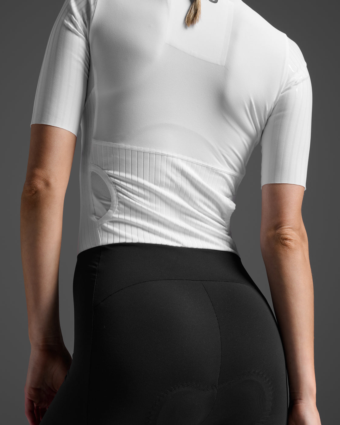 Light Speed React Sleeved Trisuit – 2XU