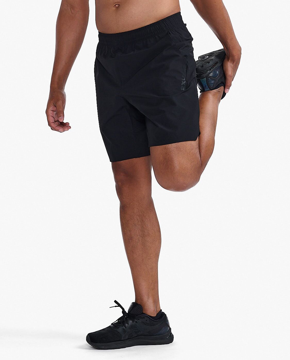 2XU Motion 8 Inch shorts de course à pied et entraÎnement pour homme -  Soccer Sport Fitness